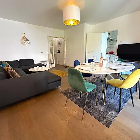 Apartment Saussure